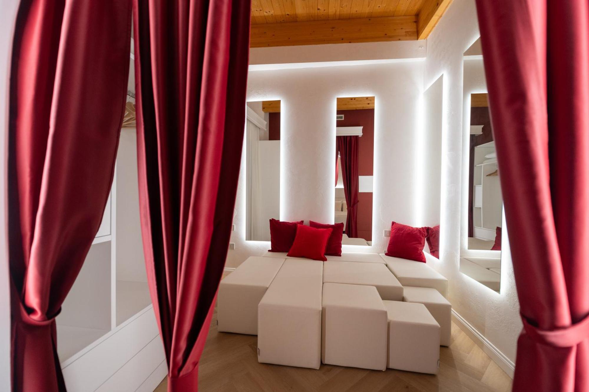 La Divina - Free Parking - Bed and Breakfast Tropea Eksteriør billede