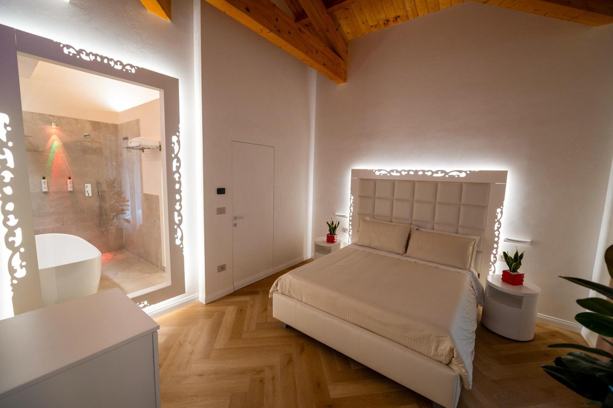 La Divina - Free Parking - Bed and Breakfast Tropea Eksteriør billede