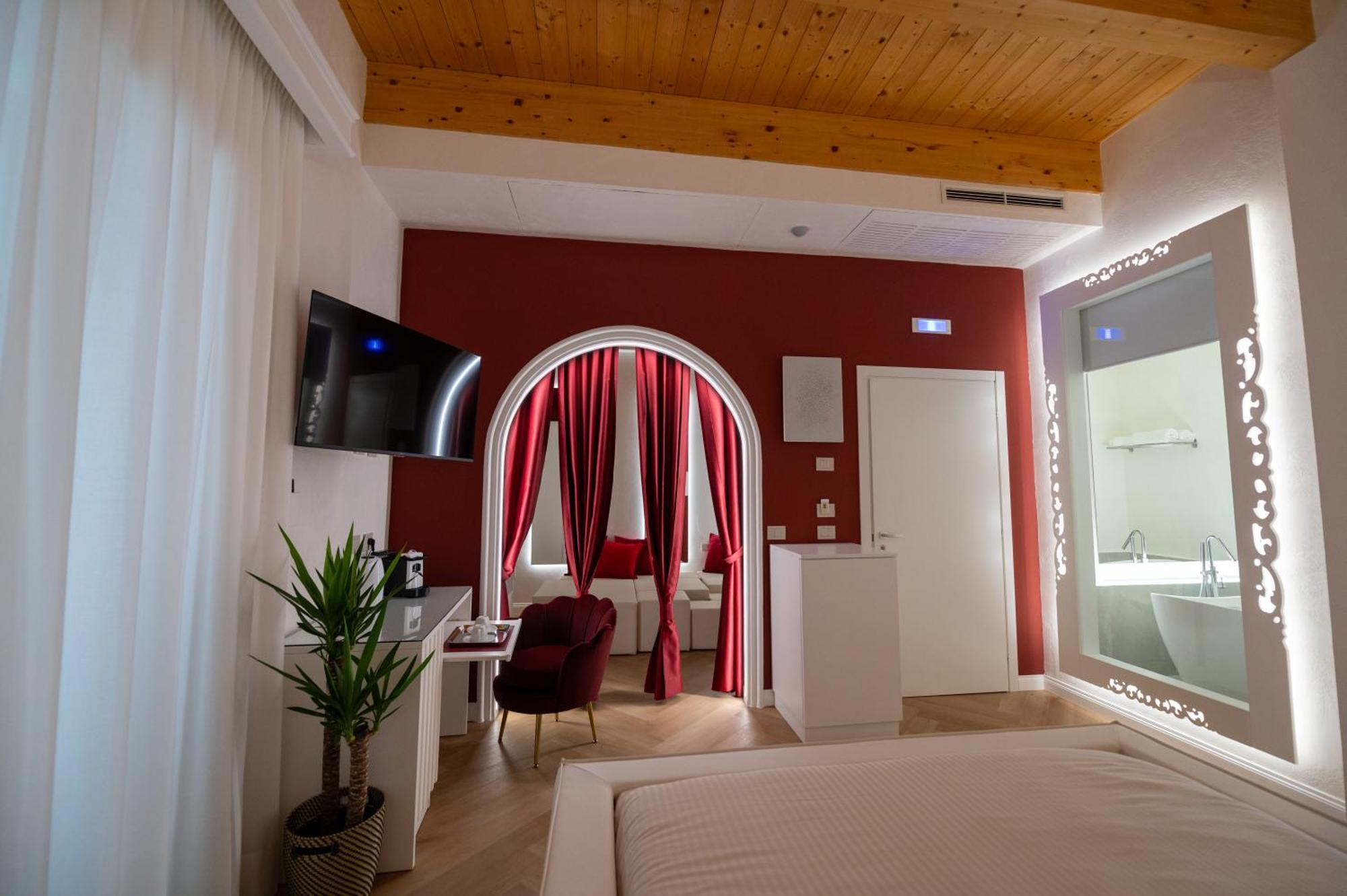 La Divina - Free Parking - Bed and Breakfast Tropea Eksteriør billede