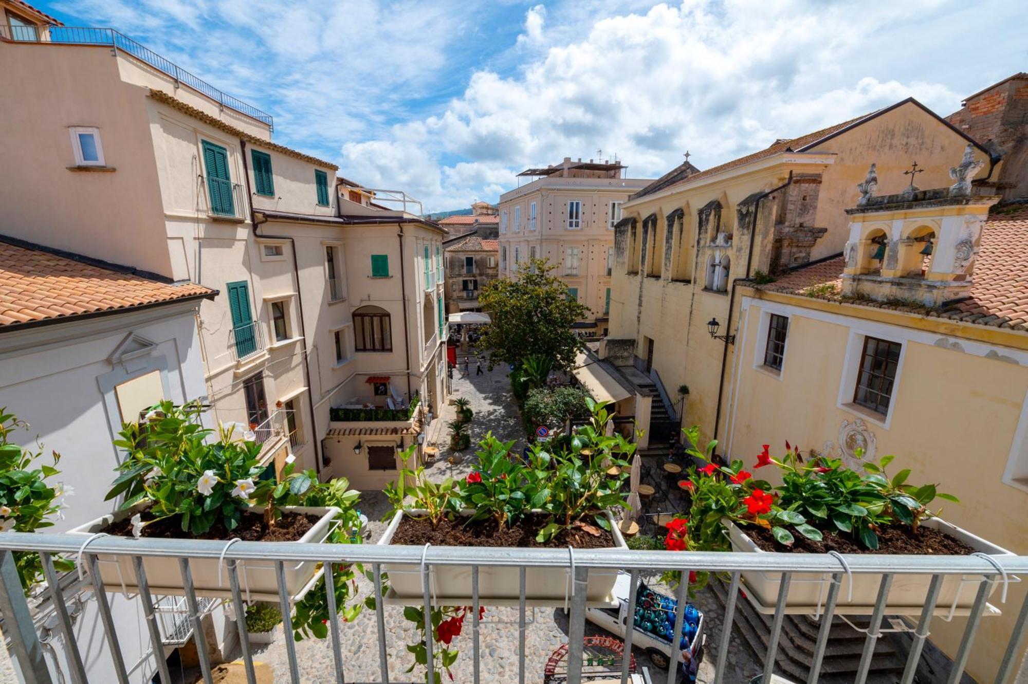 La Divina - Free Parking - Bed and Breakfast Tropea Eksteriør billede