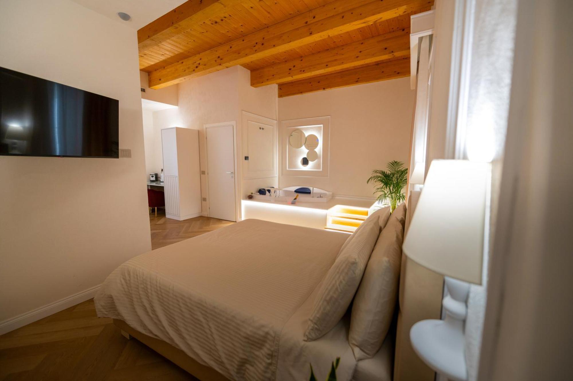 La Divina - Free Parking - Bed and Breakfast Tropea Eksteriør billede