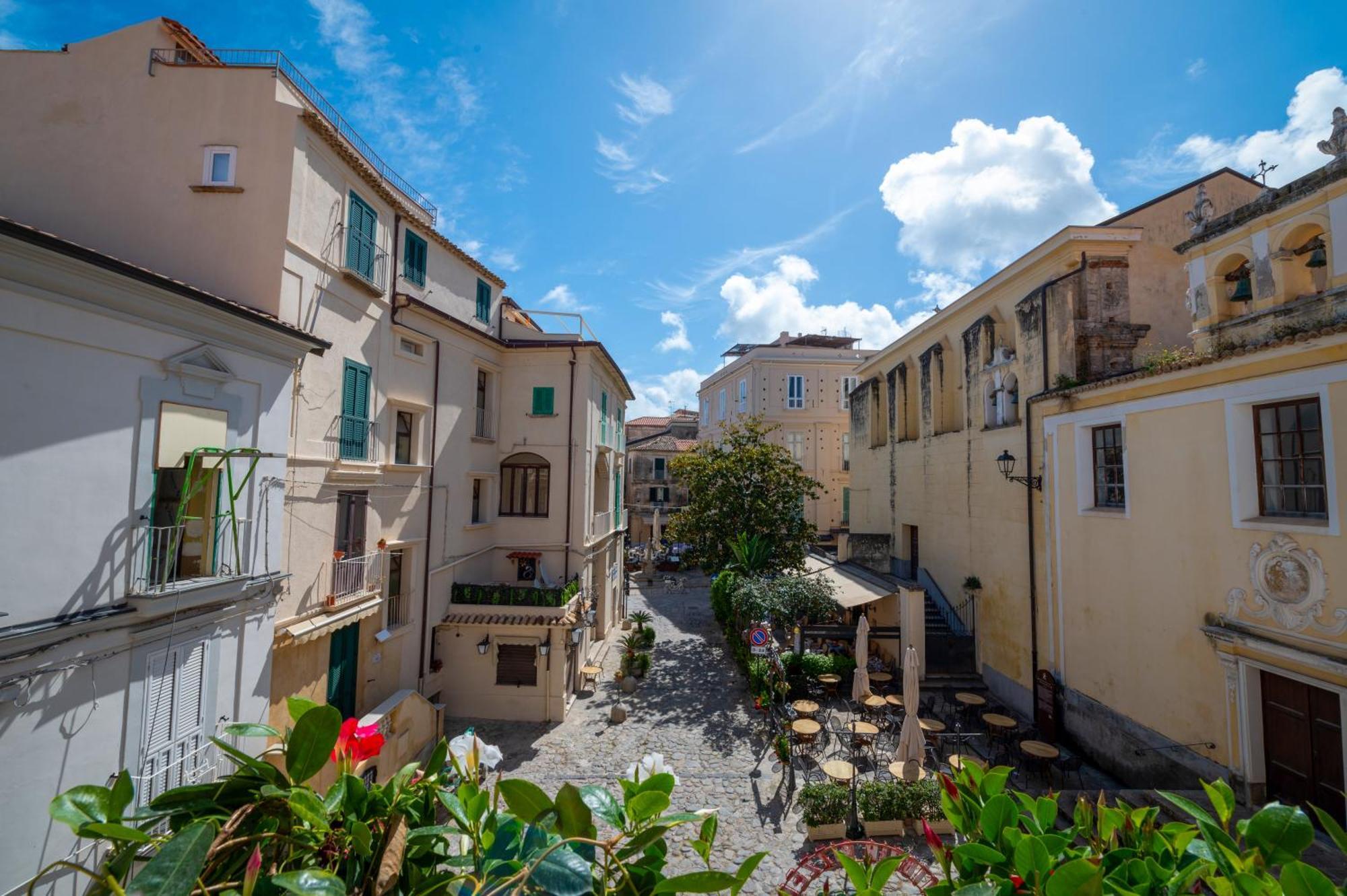 La Divina - Free Parking - Bed and Breakfast Tropea Eksteriør billede