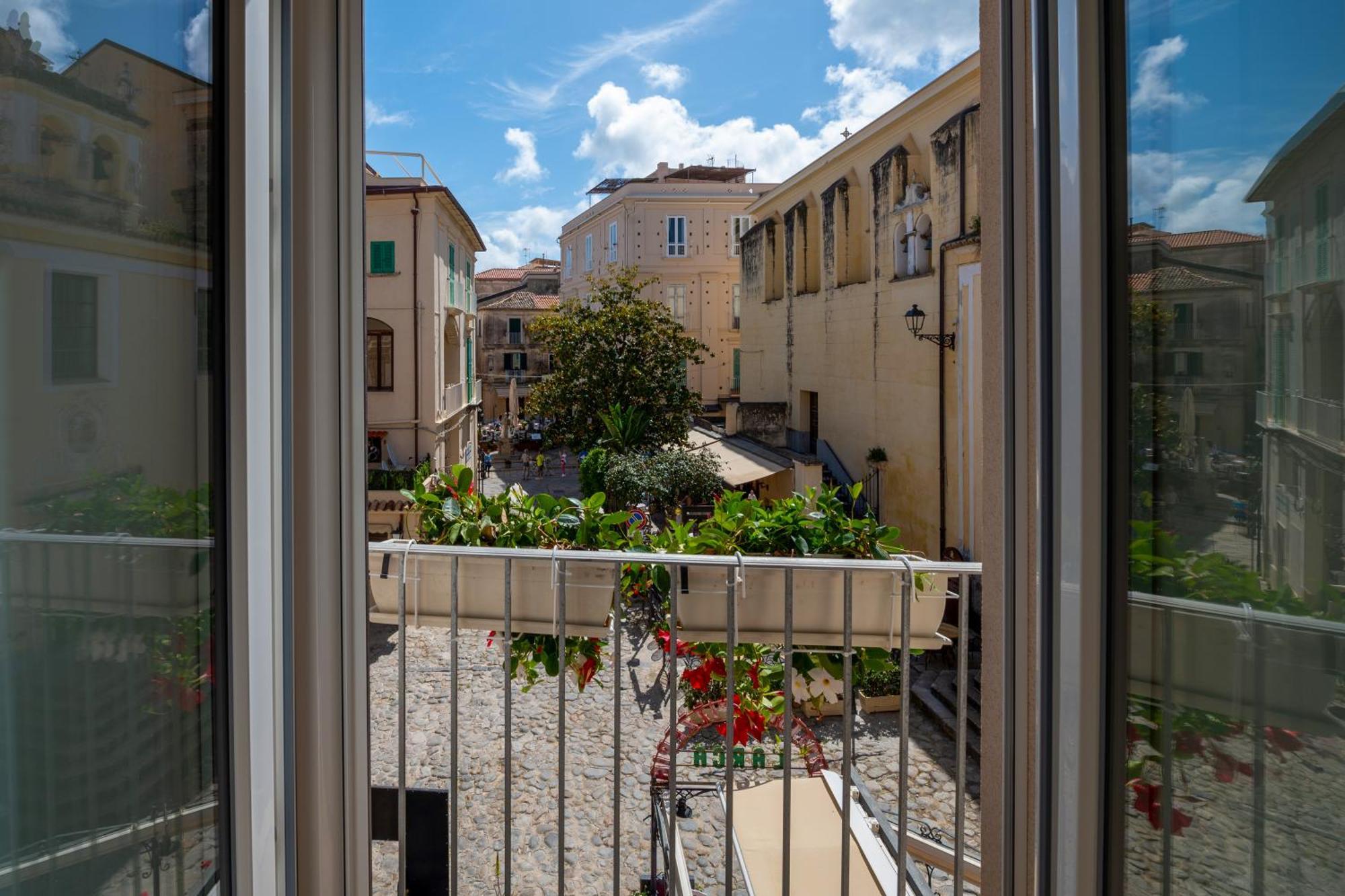 La Divina - Free Parking - Bed and Breakfast Tropea Eksteriør billede